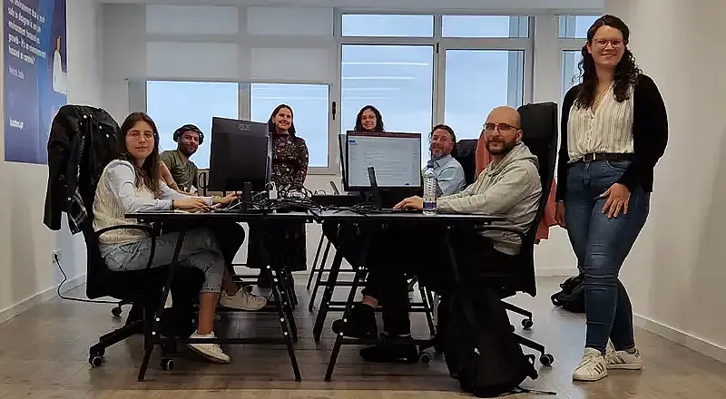 You will join a team of Microsoft experts who love to work and **make customers happy**.
